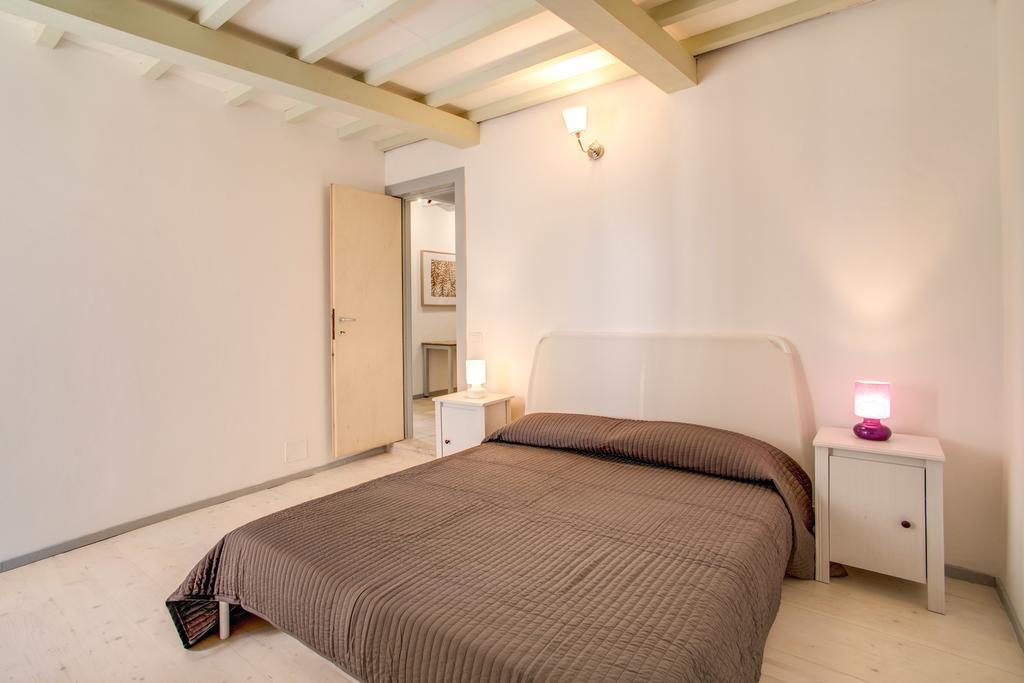 Three Bedroom Apartment Campo Dei Fiori Roma Exterior foto